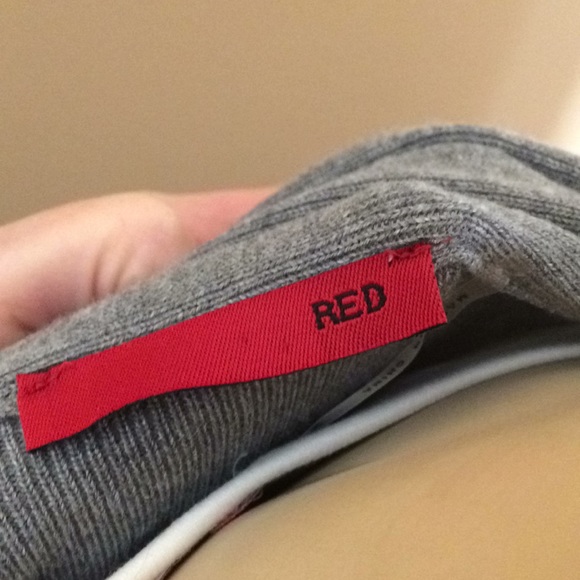 Sweater - Picture 5 of 8